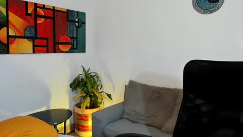 Snapshot of alan_scot chatting on 01/04/25, 03:29 Alan and Criss - WE JUST FRIENDS WITH BENEFITS BOTH VERS online show from 01/04/25, 03:29