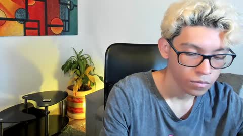 Snapshot of alan_scot chatting on 01/07/25, 01:28 Alan and Criss - WE JUST FRIENDS WITH BENEFITS BOTH VERS online show from 01/07/25, 01:28