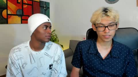 Snapshot of alan_scot chatting on 01/24/25, 02:28 Alan and Criss - WE JUST FRIENDS WITH BENEFITS BOTH VERS online show from 01/24/25, 02:28