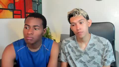 Snapshot of alan_scot chatting on 02/23/25, 08:44 Alan and Criss - WE JUST FRIENDS WITH BENEFITS BOTH VERS online show from 02/23/25, 08:44