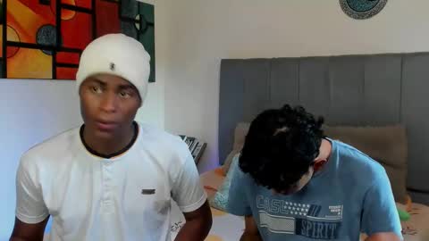 Snapshot of alan_scot chatting on 11/17/25, 06:24 Alan and Criss - WE JUST FRIENDS WITH BENEFITS BOTH VERS online show from 11/17/25, 06:24