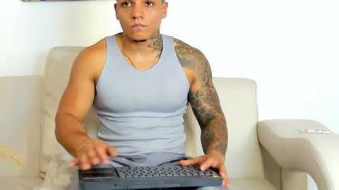 alan_vitori online show from 04/15/26, 12:39