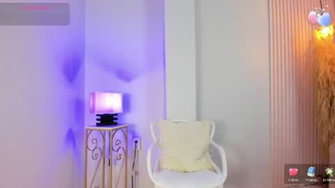 Snapshot of alana__rossetti chatting on 06/09/26, 11:22 Alana online show from 06/09/26, 11:22