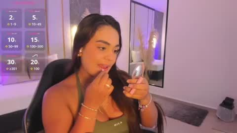 Snapshot of alana_dantes chatting on 06/22/26, 09:45 M E L I online show from 06/22/26, 09:45
