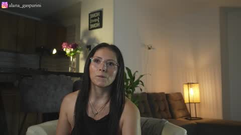 Alana Gasparini online show from 11/10/25, 12:53