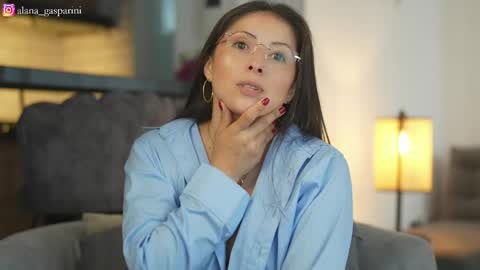 Alana Gasparini online show from 05/02/26, 08:03
