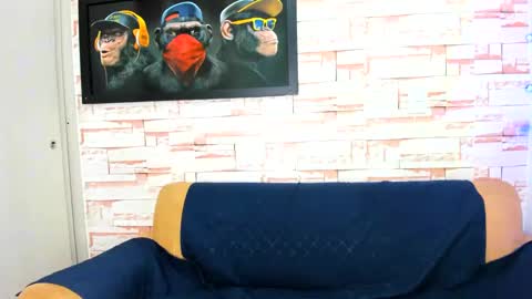 alana_gray3 online show from 02/24/25, 08:17