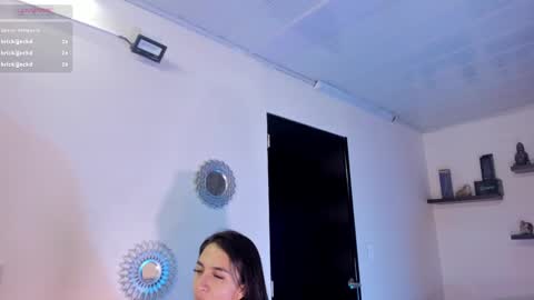 Snapshot of alana_madison chatting on 12/13/24, 02:38 Maeve online show from 12/13/24, 02:38