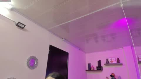 Snapshot of alana_madison chatting on 03/10/25, 10:59 Maeve online show from 03/10/25, 10:59