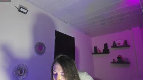 Snapshot of alana_madison chatting on 03/12/25, 11:09 Maeve online show from 03/12/25, 11:09