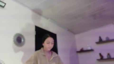 Maeve  online show from 02/04/26, 10:21