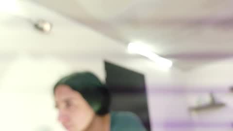 Maeve  online show from 03/19/26, 10:08