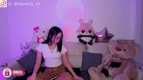 Snapshot of alana_pherson chatting on 09/28/25, 01:33 alana_pherson online show from 09/28/25, 01:33