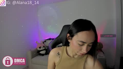 alana_pherson online show from 11/19/25, 05:07