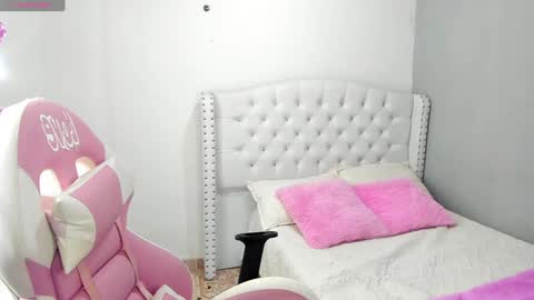 Alana. online show from 01/13/25, 01:34