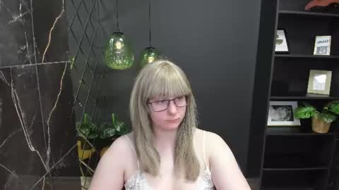 Alana online show from 06/21/26, 05:54