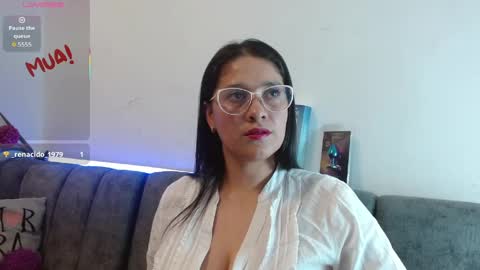 Alana  online show from 04/20/26, 07:37