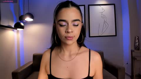 Alana online show from 12/31/24, 04:06