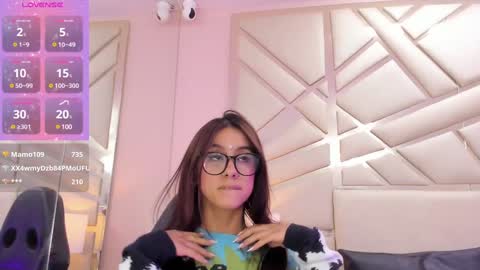 Snapshot of alanajones1 chatting on 12/23/24, 06:05 alana online show from 12/23/24, 06:05