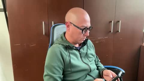 alanan881 online show from 01/17/26, 05:38