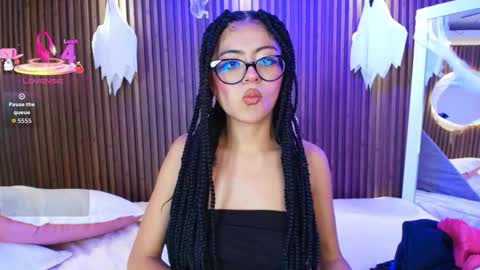 Snapshot of alanawalker9 chatting on 10/15/25, 03:28 Sasha online show from 10/15/25, 03:28