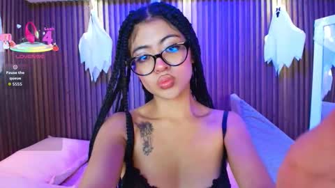 Snapshot of alanawalker9 chatting on 10/27/25, 03:43 Sasha online show from 10/27/25, 03:43