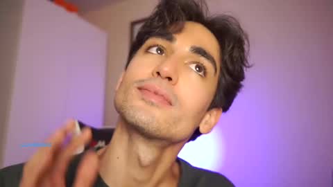 idenavarre online show from 12/04/24, 10:19