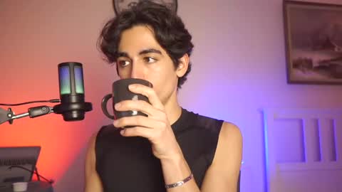 idenavarre online show from 01/16/25, 10:55