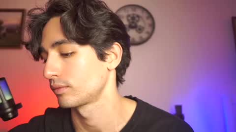 idenavarre online show from 01/17/25, 11:51