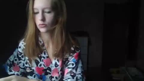 Snapshot of alane26 chatting on 03/07/25, 12:01 Elisa online show from 03/07/25, 12:01