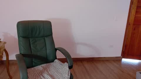 alanis  online show from 04/30/26, 02:01