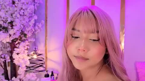     online show from 10/21/25, 01:01