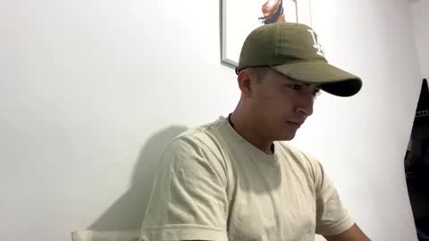 Snapshot of alanj998 chatting on 09/29/25, 11:37 alanj998 online show from 09/29/25, 11:37