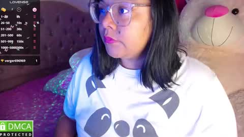 Snapshot of alanna_brunette chatting on 01/02/25, 01:17 lanna online show from 01/02/25, 01:17
