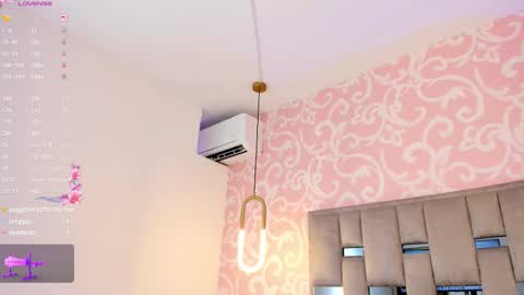 alannarose_1 online show from 03/28/26, 08:41