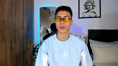 alannaughty_ online show from 04/16/26, 12:00