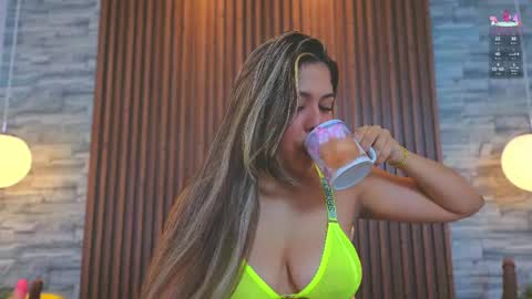 Snapshot of alannavidal chatting on 05/20/26, 03:02 alannavidal online show from 05/20/26, 03:02