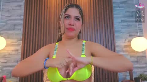 Snapshot of alannavidal chatting on 05/22/26, 03:02 alannavidal online show from 05/22/26, 03:02