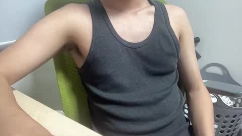 alanwu12 online show from 11/15/25, 05:49