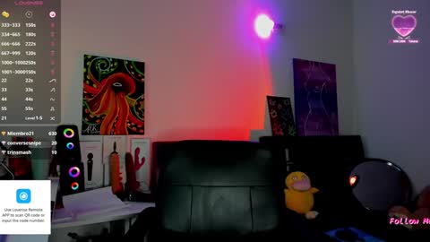 Snapshot of alaska_colors chatting on 01/20/25, 05:37 Caro online show from 01/20/25, 05:37