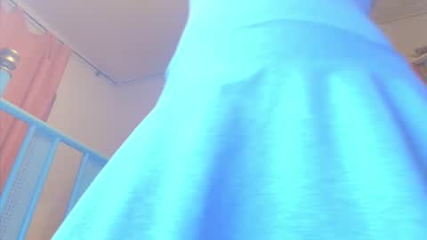 Snapshot of alaska_drew chatting on 11/20/25, 05:29 Alaska online show from 11/20/25, 05:29