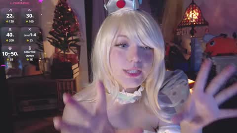 Snapshot of alaskagrace chatting on 12/19/25, 03:13 Alaska Grace online show from 12/19/25, 03:13