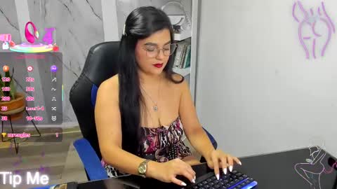 Alaya online show from 09/25/25, 11:19