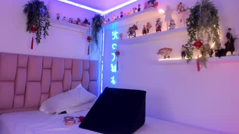 albaandthayron online show from 03/11/25, 08:20