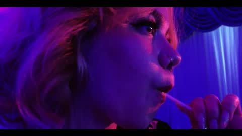 albaandthayron online show from 11/14/25, 12:04