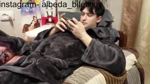 Albedo online show from 10/16/25, 12:33