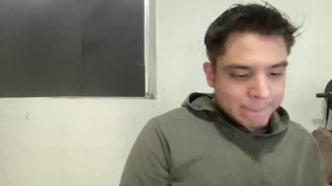 alber753713 online show from 06/17/26, 11:38
