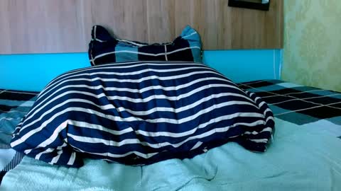 Snapshot of albertbernal69 chatting on 01/15/25, 08:30 Albert online show from 01/15/25, 08:30