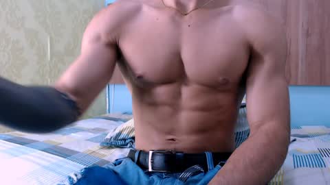 Snapshot of albertbernal69 chatting on 01/25/25, 09:15 Albert online show from 01/25/25, 09:15