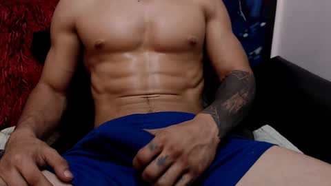 Snapshot of albertbernal69 chatting on 01/28/25, 05:00 Albert online show from 01/28/25, 05:00